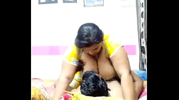 old man pressing boobs with young girl in saree sex videos