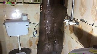 indian shameless girm bathing naked outdoor
