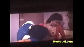 indian defloration sex video with hindi aduio