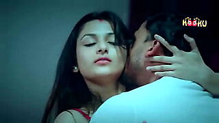 bollywood movi ragini mms hot shower scene