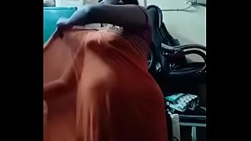 hot indian aunty saree sex in temple