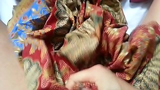 indian salwar kameez girl pissing peeing