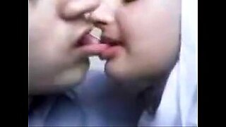 hot sex kissing