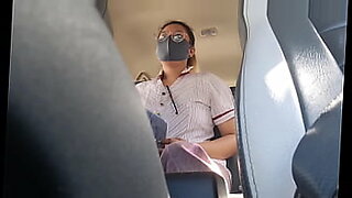 papy voyeur chauffeur de taxi baise sa cliente