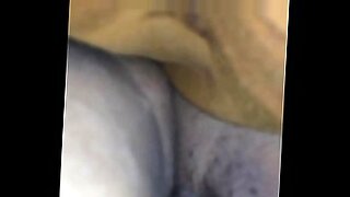 fingering fucking while sleeping lesbiana7