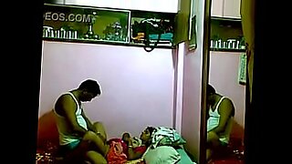 brother sister play video game