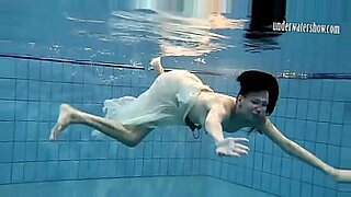 japn sex swiming