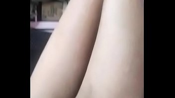 teen girl twerking naked