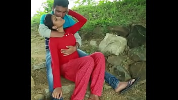 wife pati ke samne chudai video