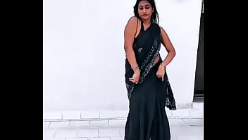 indian big ass saree grope