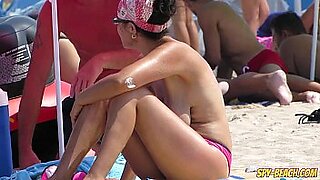 skinny french ebony babe loves fucking on the beach