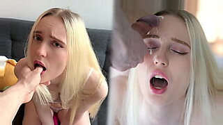 mom drity talks daughter to lick and guck her ass