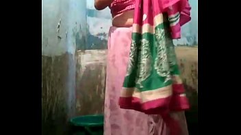 indian old age aunty bathing sex