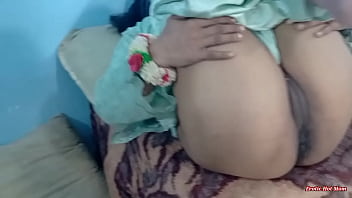 girl masturbation webcam in home