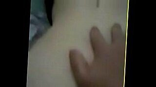 indian girls pussy is fingred