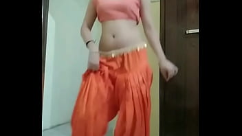 teen monroe belly dance