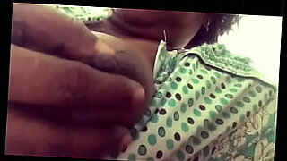 indian maid aunty in saree hot scene with young boy6