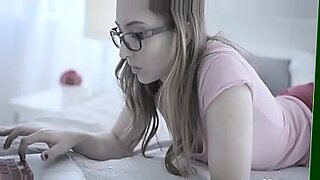 first time video girls amateur natural babe masturbation 30