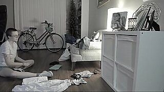 mom fucks son in washing clothes