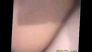 solo fingering hot mom