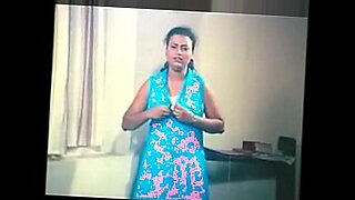 tamil village aunty open bath com