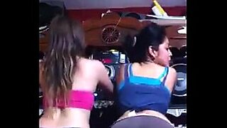 colegialas peruanas sexsis en hilo den tal bailando