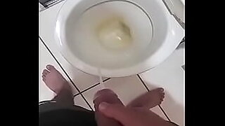 young mom bathroom and seen san sex vedio