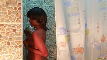 Indonesia actress hot bath