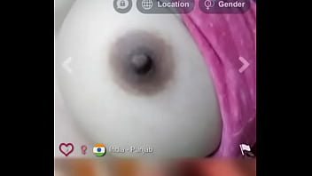 omegle lesbian flirting on webcam