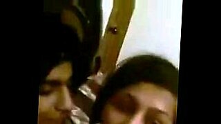 old man pressing boobs with young girl in saree sex videos