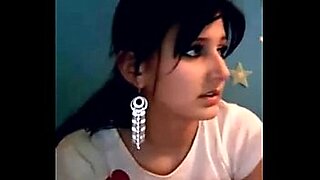 hary fingering herself amateur video